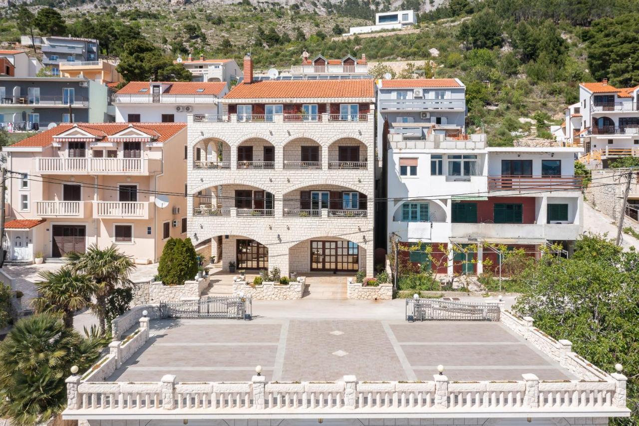 Beachfront Xxl - 2 Apartments Together - Lokva Rogoznica Eksteriør billede