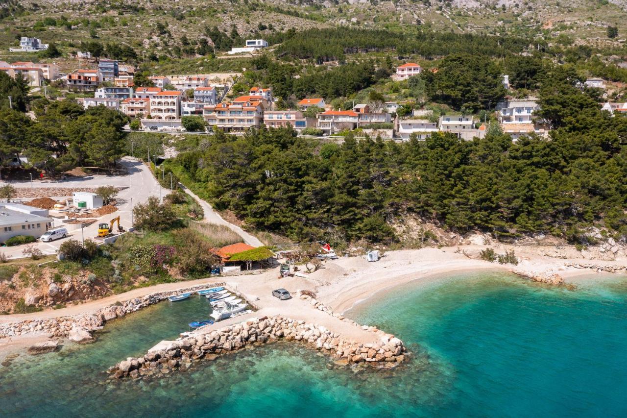 Beachfront Xxl - 2 Apartments Together - Lokva Rogoznica Eksteriør billede