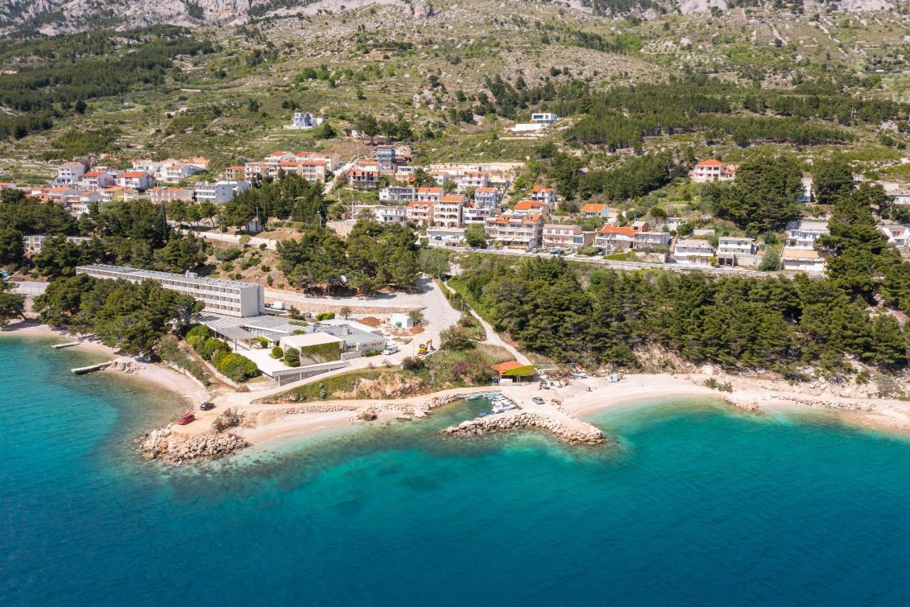 Beachfront Xxl - 2 Apartments Together - Lokva Rogoznica Eksteriør billede