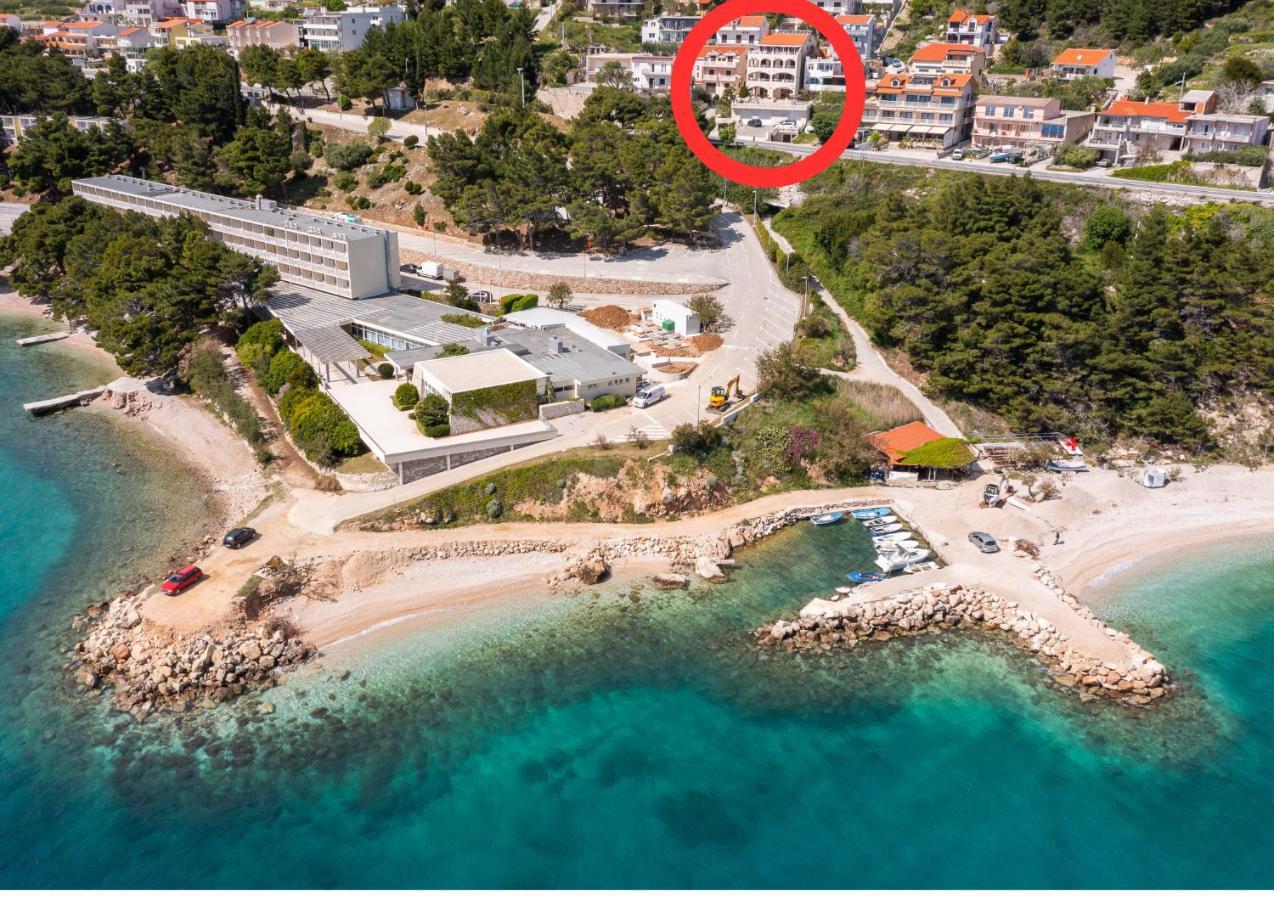 Beachfront Xxl - 2 Apartments Together - Lokva Rogoznica Eksteriør billede